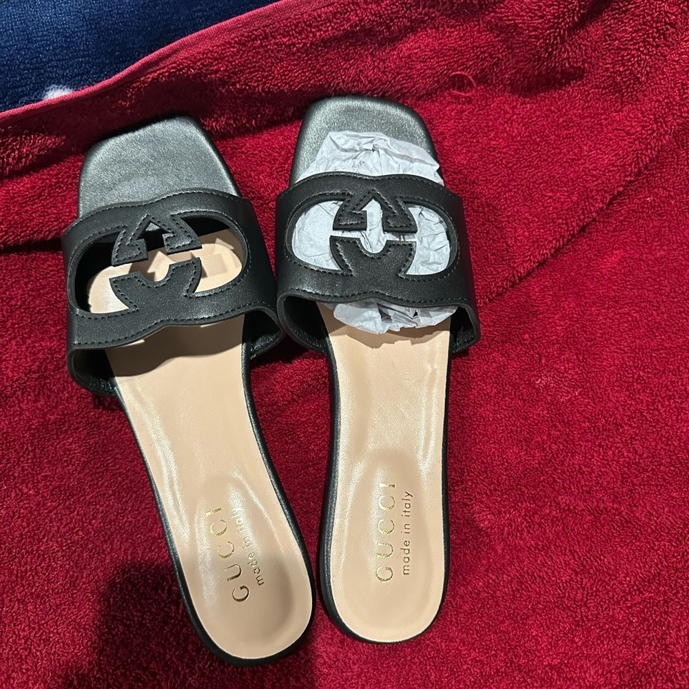 Gucci Black Leather Slide Sandals